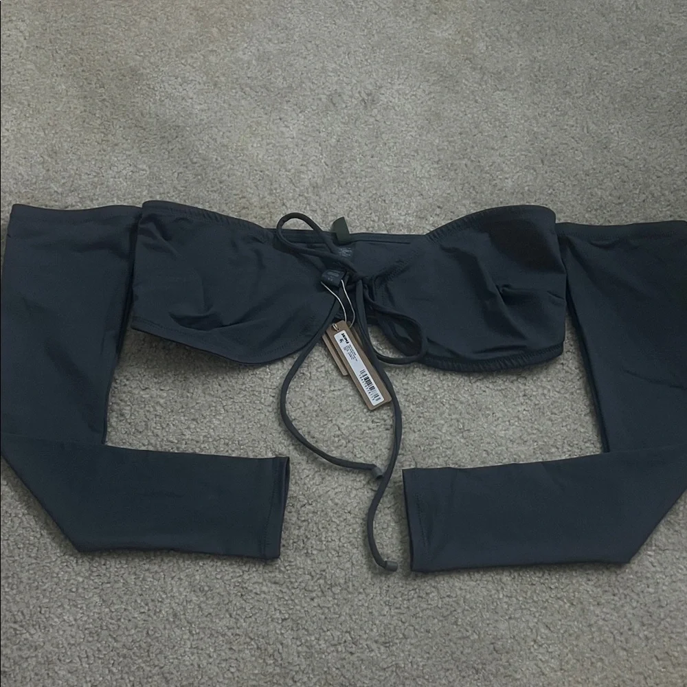 SKIMS Recycled Swim Long Sleeve Bikini Top Gunmetal